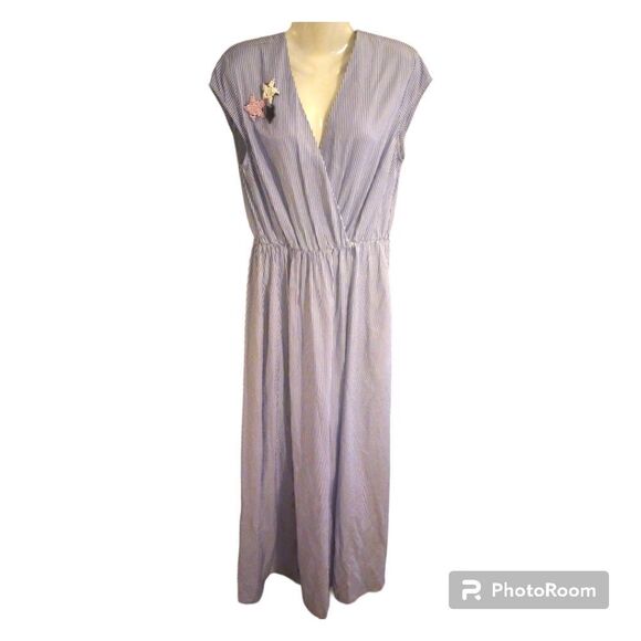 - WOMMA striped sleeveless maxi dress with with front split and beaded sta… - Picture 1 of 12